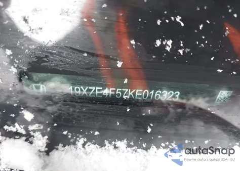 2019 Honda Insight Ex z USA, uszkodzony, nr VIN 19XZE4F57KE016323